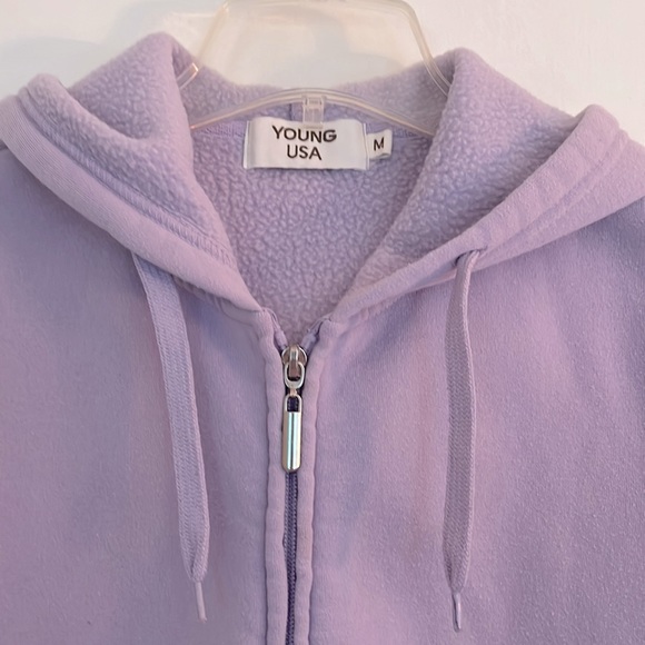 Light Purple Hooded Jacket - Size M! - Picture 4 of 7